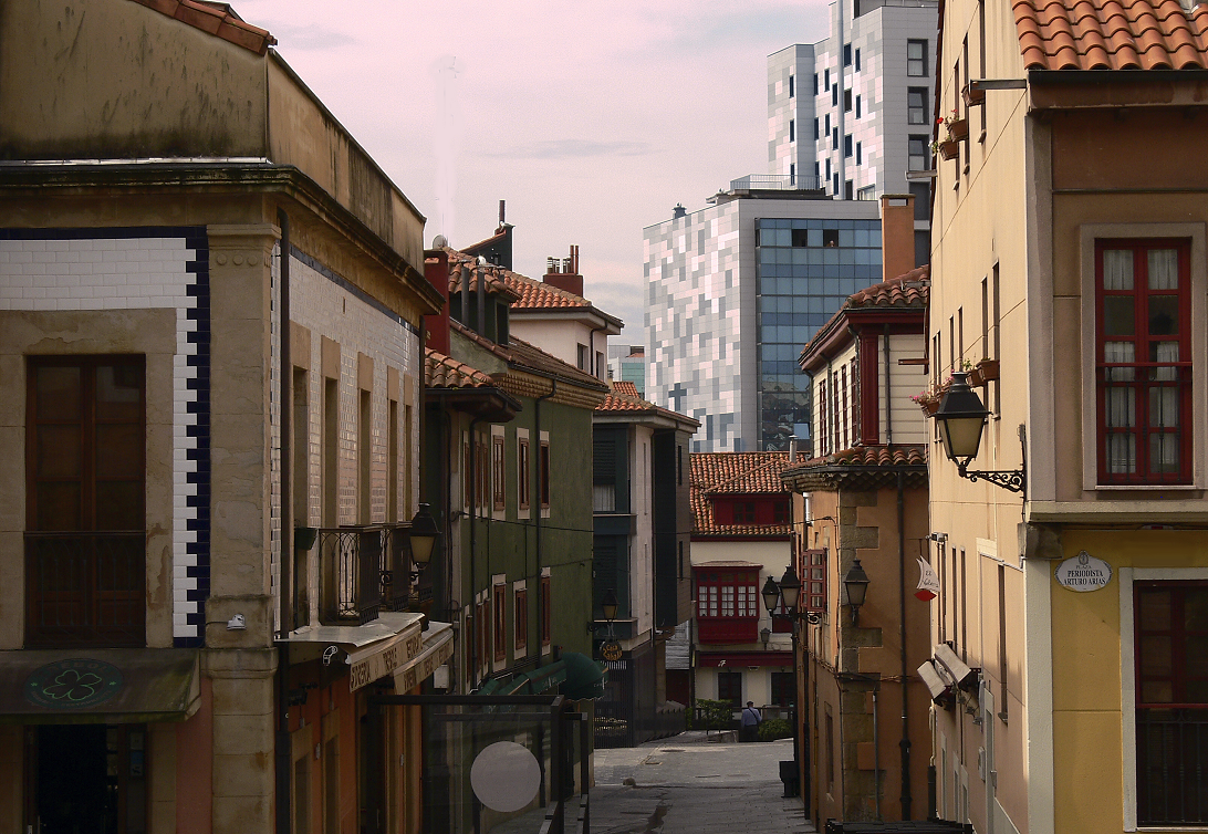 Vista ampliada de la Casa de Nava y su entorno